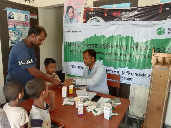 08. Registered children under Jhilim Community Office were provided with an annual health ch.jpg
